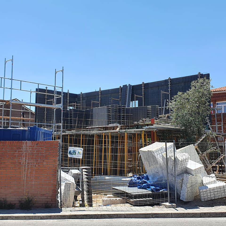 208348390_348596610192813_56120140596059439_n