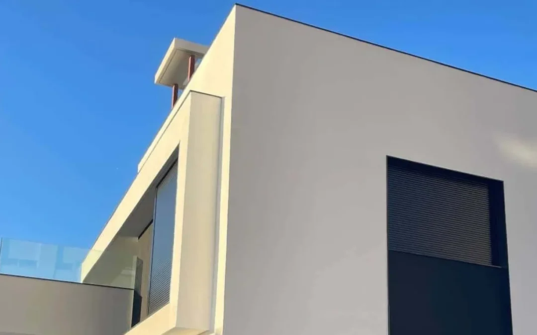 Fachadas SATE en casas industrializadas: eficiencia energética superior